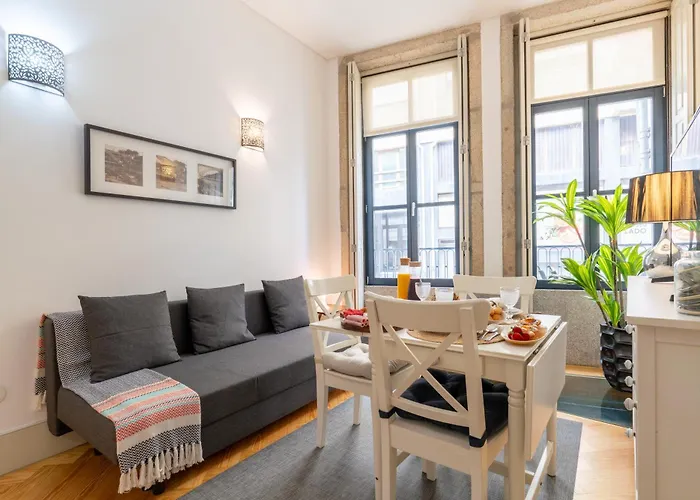 شقة Host Wise - Colourful Cozy Flat