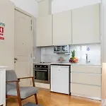 Host Wise - Colourful Cozy Flat Apartmán Porto