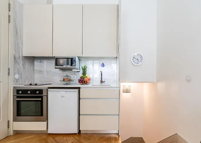 Apartament Host Wise - Colourful Cozy Flat *